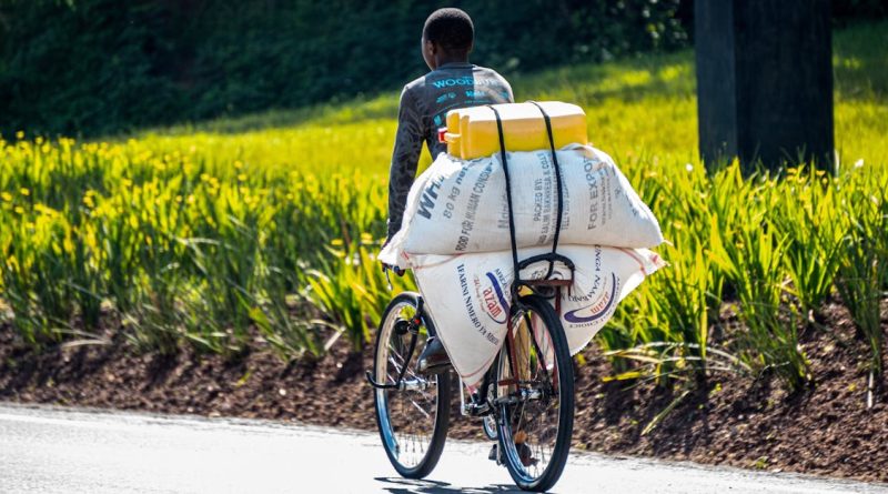 découvrez les enjeux et les solutions du transport durable : alternatives écologiques, innovations technologiques et pratiques responsables pour réduire l'empreinte carbone et préserver notre planète.