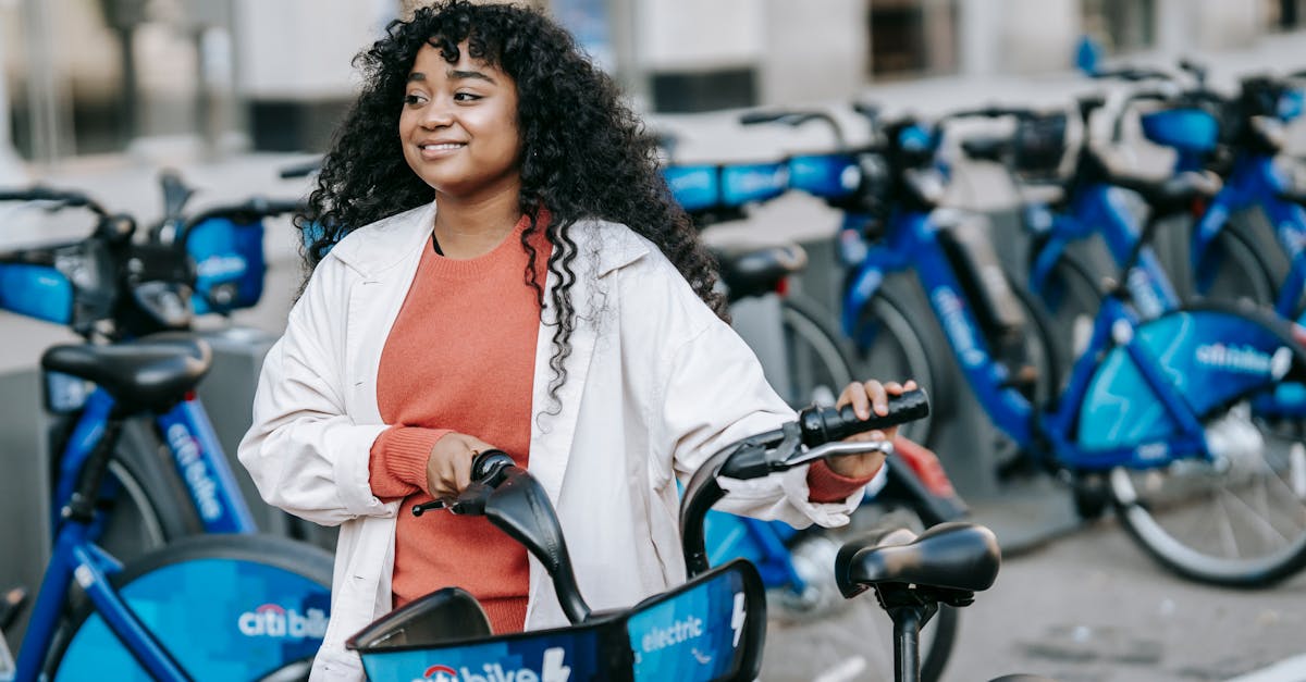 découvrez les avantages du transport durable pour l'environnement et la santé. explorez des solutions innovantes comme les véhicules électriques, le covoiturage et les transports en commun écologiques, qui contribuent à réduire notre empreinte carbone tout en promouvant un mode de vie sain et respectueux de la planète.